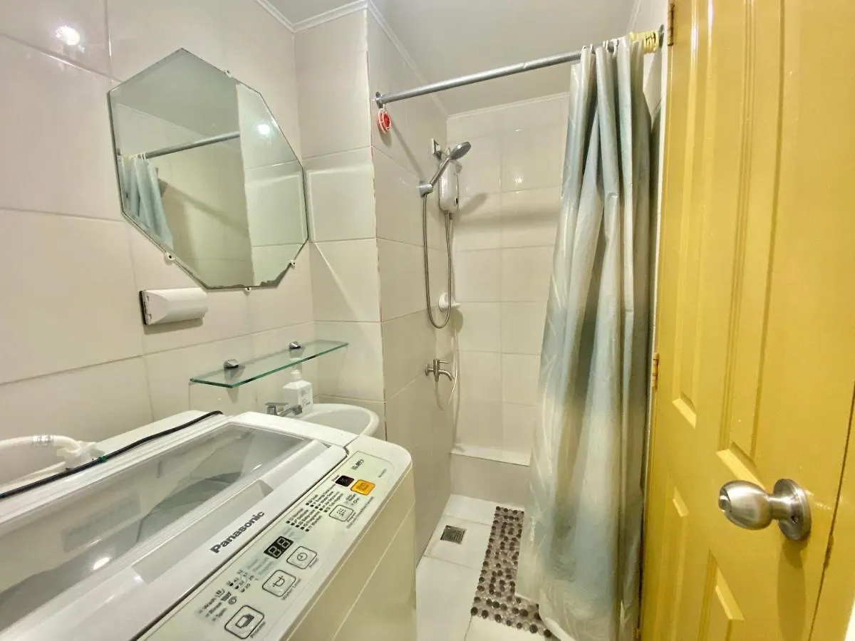 2Br Within The Heart Of The City With Wifi And Netflix Davao City 0*,